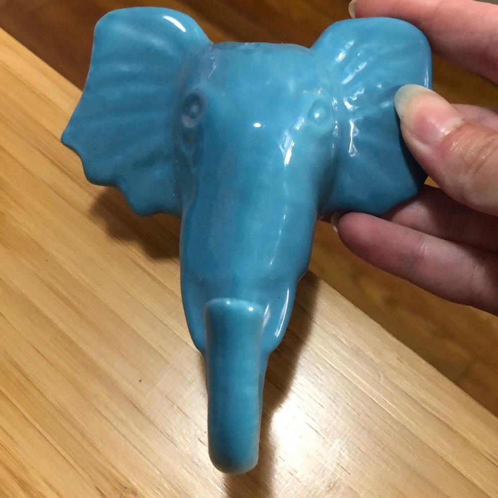 Elephant wall decor - Picture 2 of 4